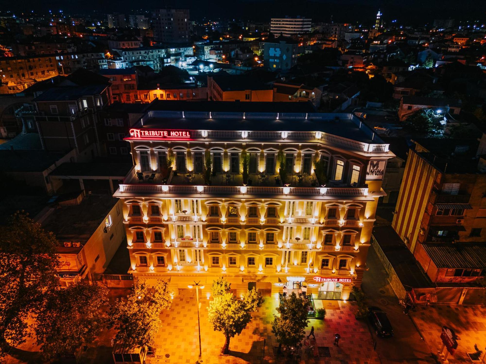 Tribute Hotel Shkodër Exteriör bild