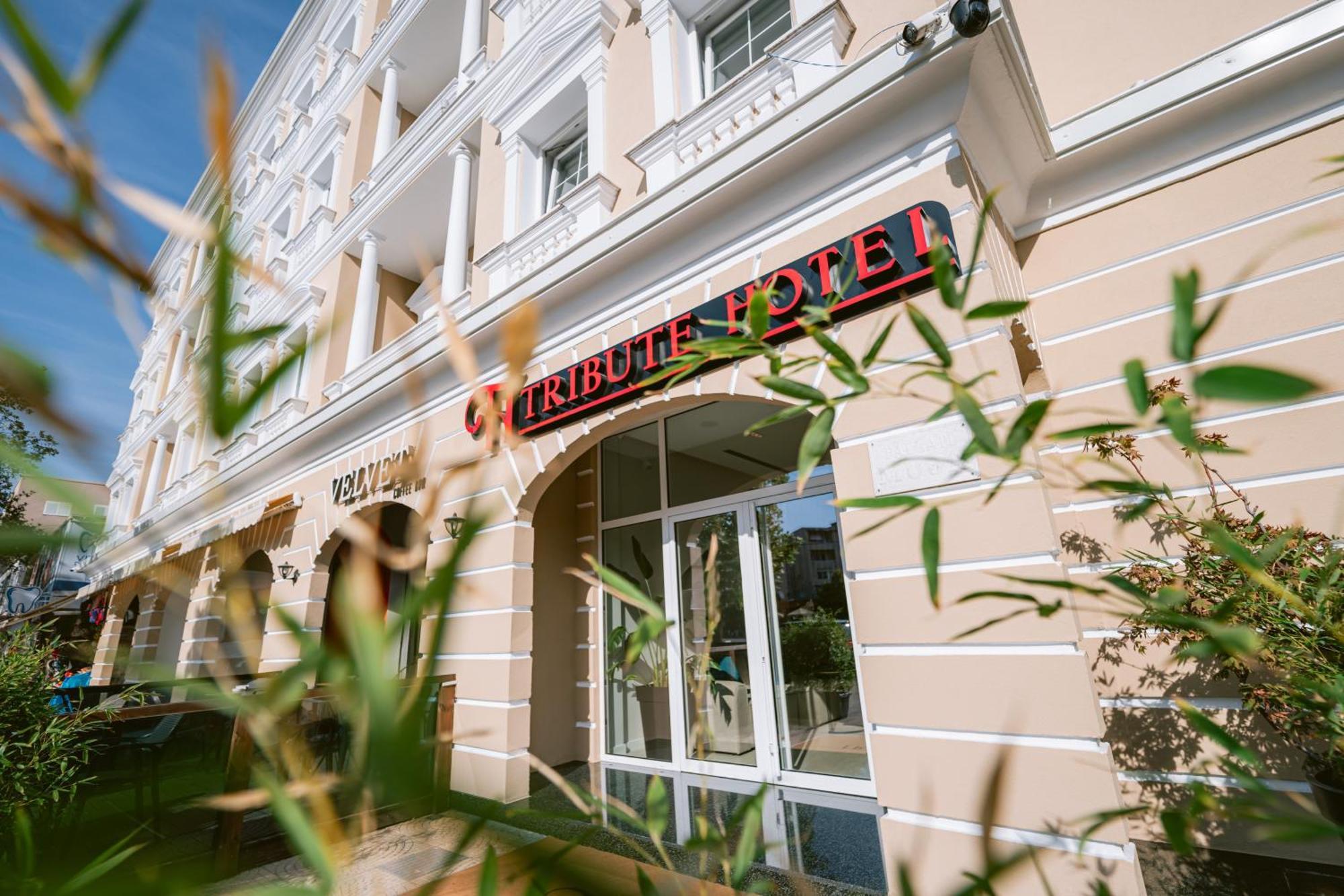 Tribute Hotel Shkodër Exteriör bild